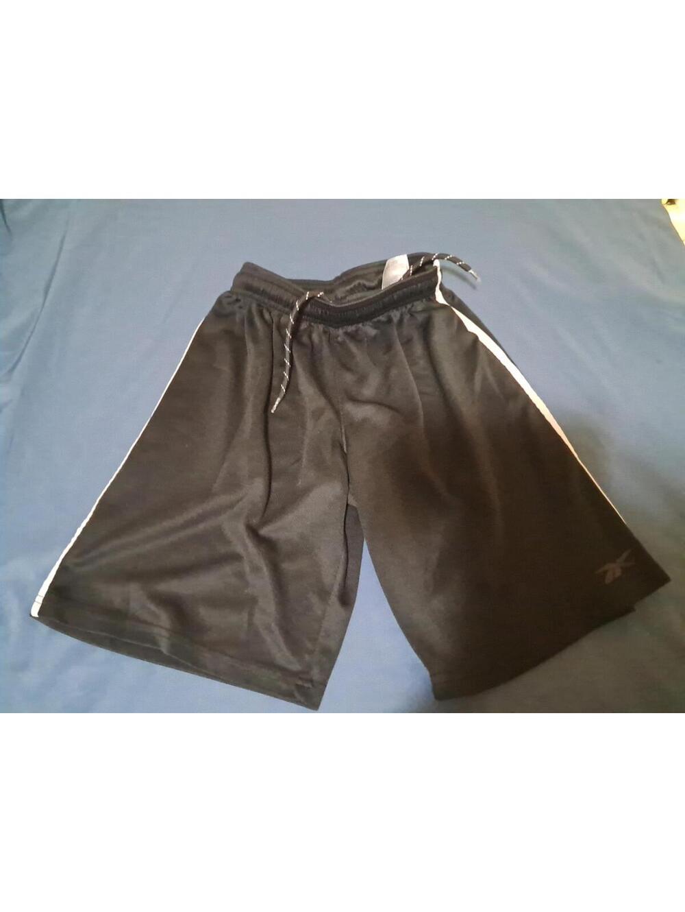 Reebok Boys‎ Size 10/12 Black Basketball Shorts Athletic. Good Condition